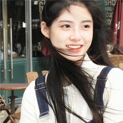 蓝色眼影